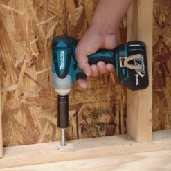 Makita XWT05 LXT Impact Wrench Kit -Home Tools Sale image 933ddb76 5e4e 48bb 91e2 d8c1ef9d7009