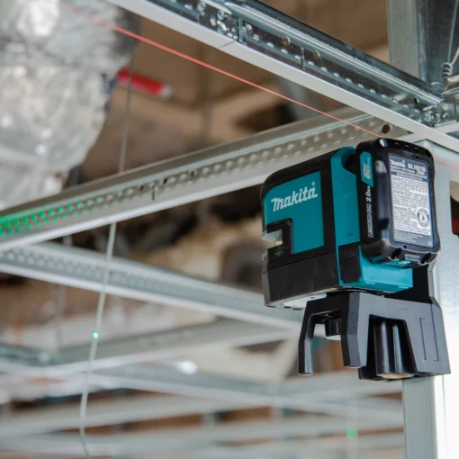 Makita SK106GDNAX 12V Max CXT Cordless Cross-Line/4-Point Green Beam Laser Kit - Image 4