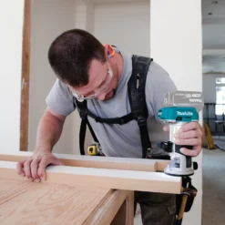 Makita XTR01Z 18V LXT Compact Cordless Router (Tool Only) -Home Tools Sale image d4f647ef adcb 4e0b b885 81db0db89023