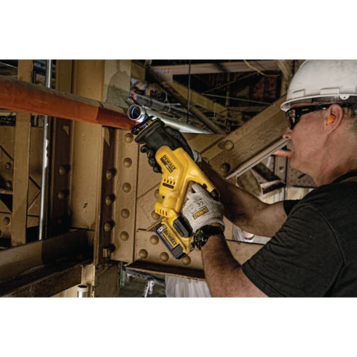 DeWalt DCS387B 20V Max Compact Cordless Reciprocating Saw (Tool Only) - Image 2